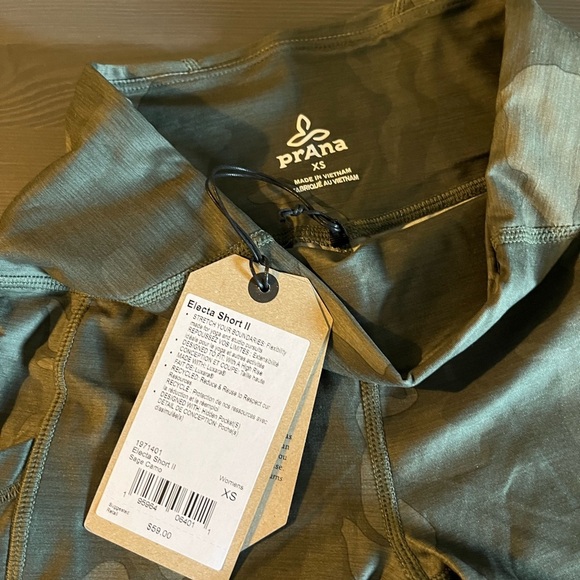 Prana Electa Biker Shorts NEW - Picture 7 of 8